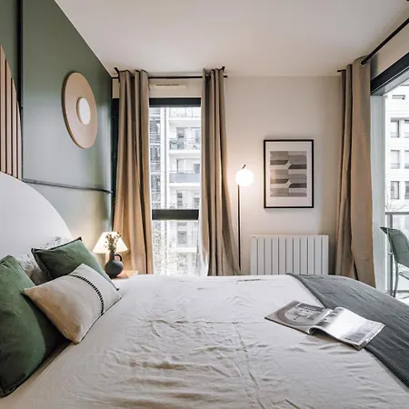 Appartamento Bornova - 2 Et Balcon à Tour Eiffel Parigi